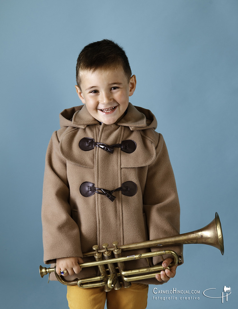 sesión estudio infantil, fotógrafo bebes, fotógrafo niños, carmelo hinojal, fotógrafo santander, fotógrafo cantabria