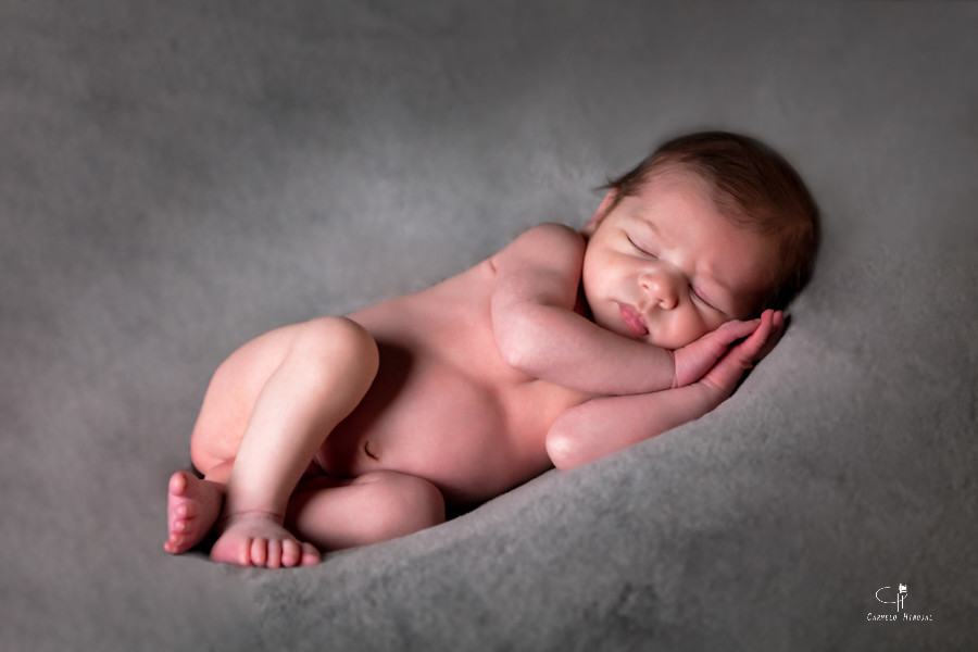 Sesión Newborn, sesión recién nacido, fotógrafo Carmelo Hinojal, Santander, Cantabria