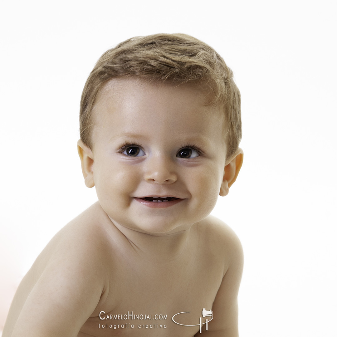 sesión estudio infantil, fotógrafo bebes, fotógrafo niños, carmelo hinojal, fotógrafo santander, fotógrafo cantabria