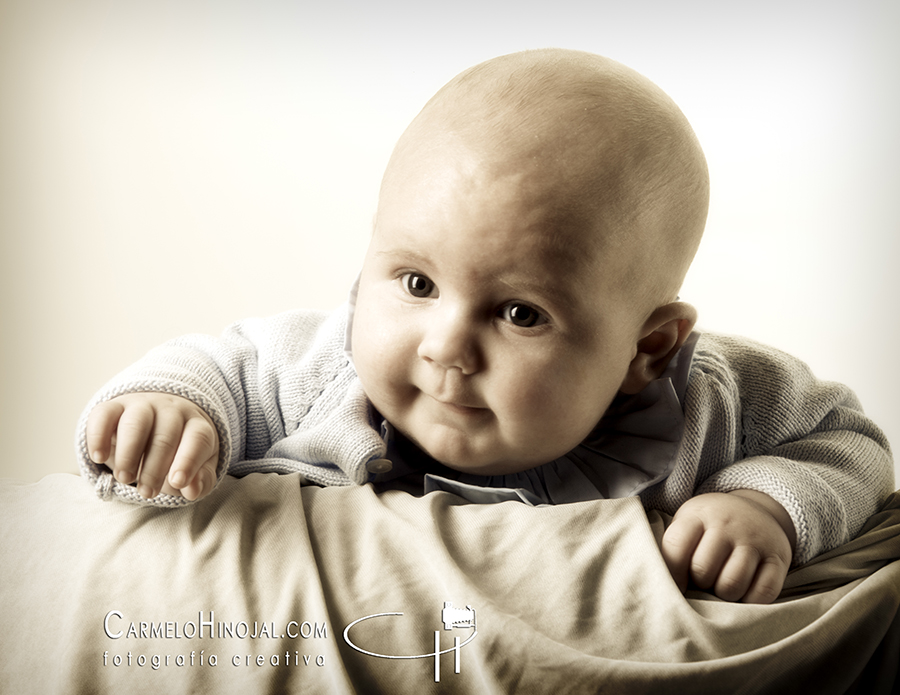 sesión estudio, fotógrafo bebes, fotógrafo carmelo hinojal, fotógrafo santander, fotógrafo cantabria