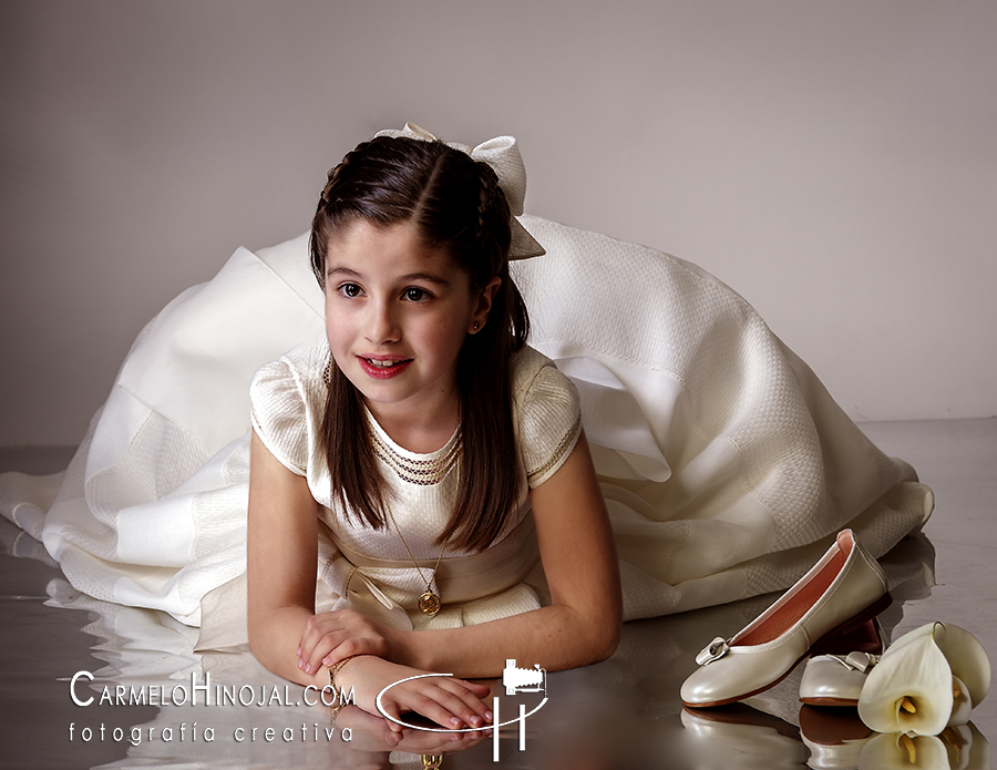 Carmelo Hinojal, fotógrafo de Santander, especializado en fotografías de Boda, Vídeo de Boda, Primera Comunión, Bautizos, fotografía de estudio, familias, bebés, embarazadas, orlas