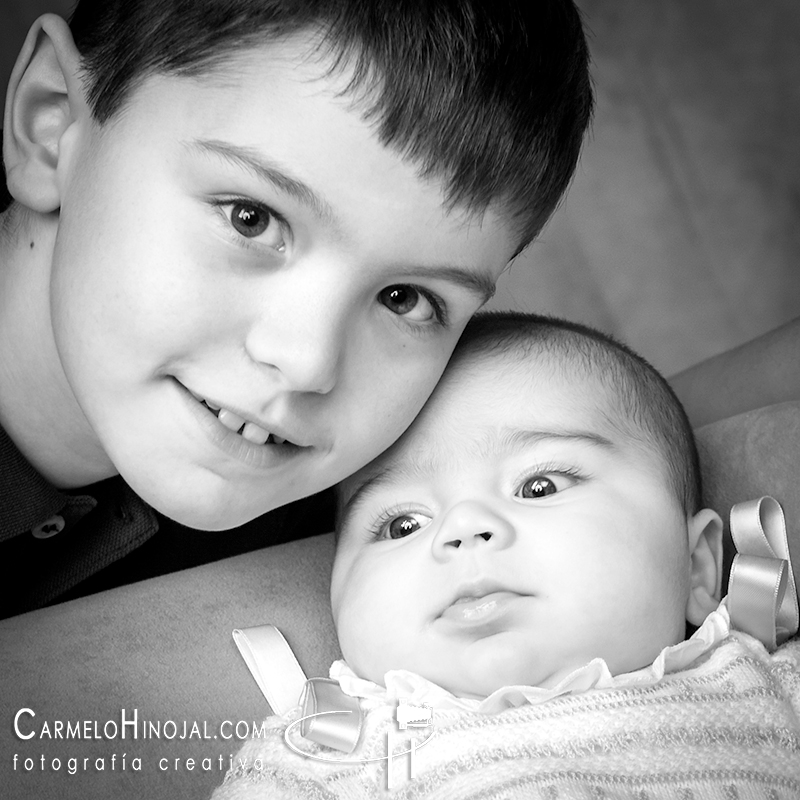 Fotografías de estudio de familia, fotógrafo Carmelo hinojal, Santander, Bilbao, Palencia, Valladolid2