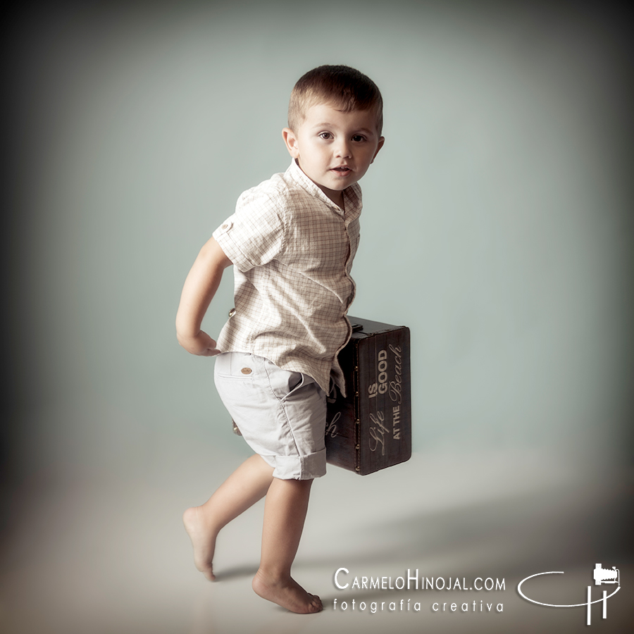 fotografía de estudio infantil fotógrafo Carmelo Hinojal de Santander, Cantabria09