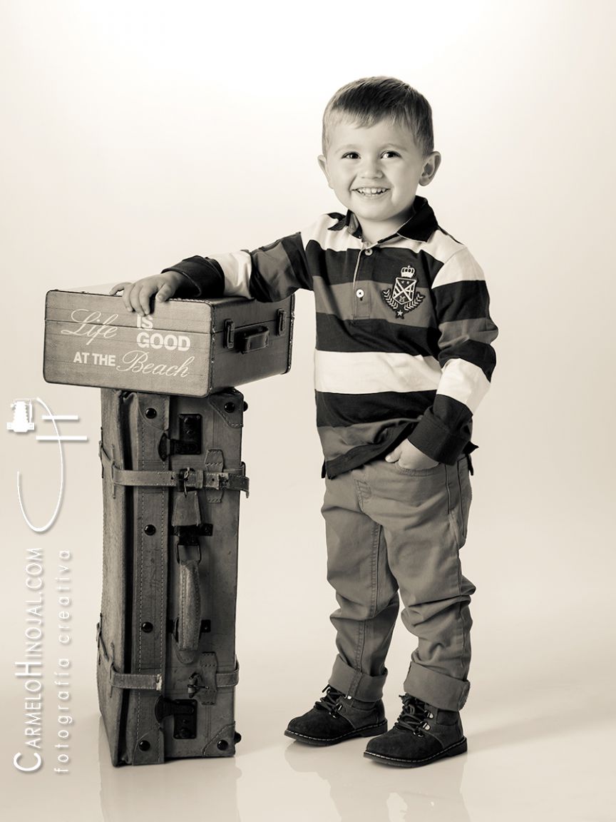 fotografía de estudio infantil fotógrafo Carmelo Hinojal de Santander, Cantabria05