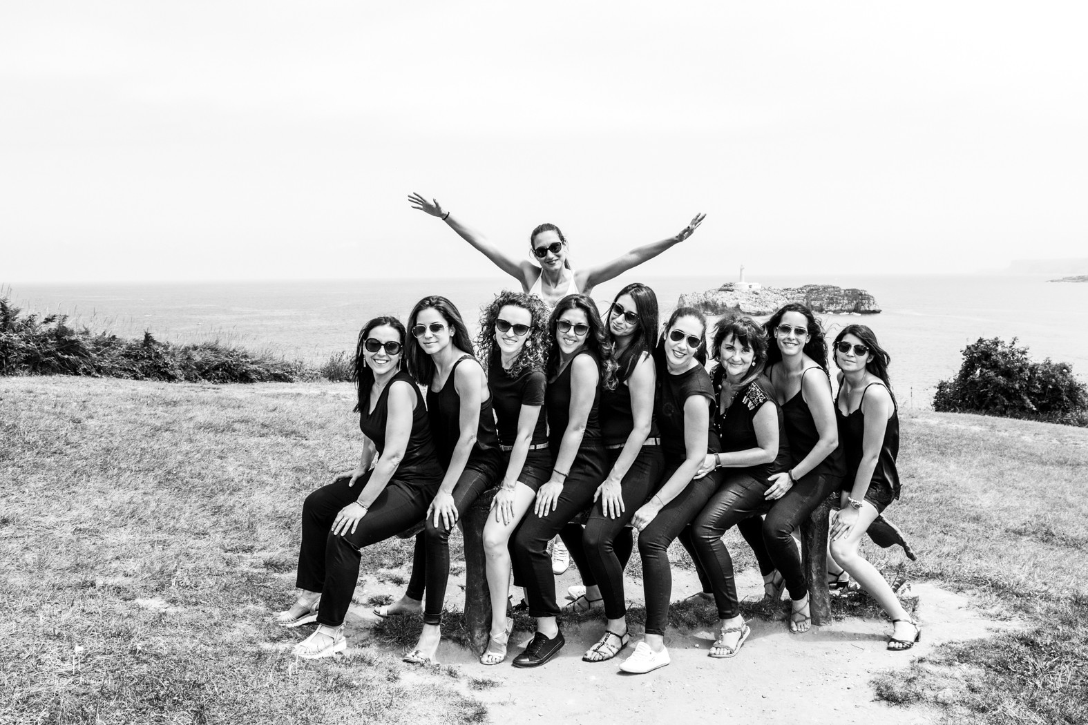 Sesión fotográfica sorpresa despedida de soltera. Fotógrafo Carmelo Hinojal de Santander, Cantabria.