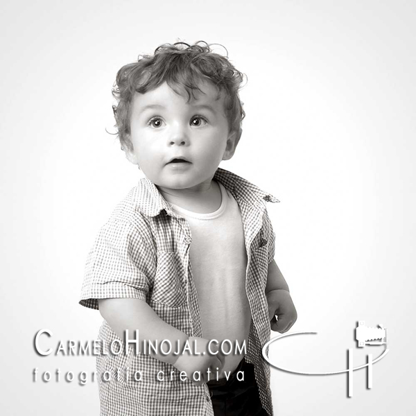Fotógrafo de Santander,Fotógrafo de Cantabria,fotos familia,fotografía de estudio,fotografía infantil,fotos bebes05