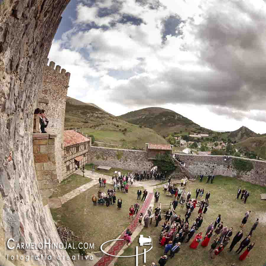 Fotógrafo de bodas de Santander,fotógrafo de bodas de Cantabria, boda en el Castillo de Argüeso.